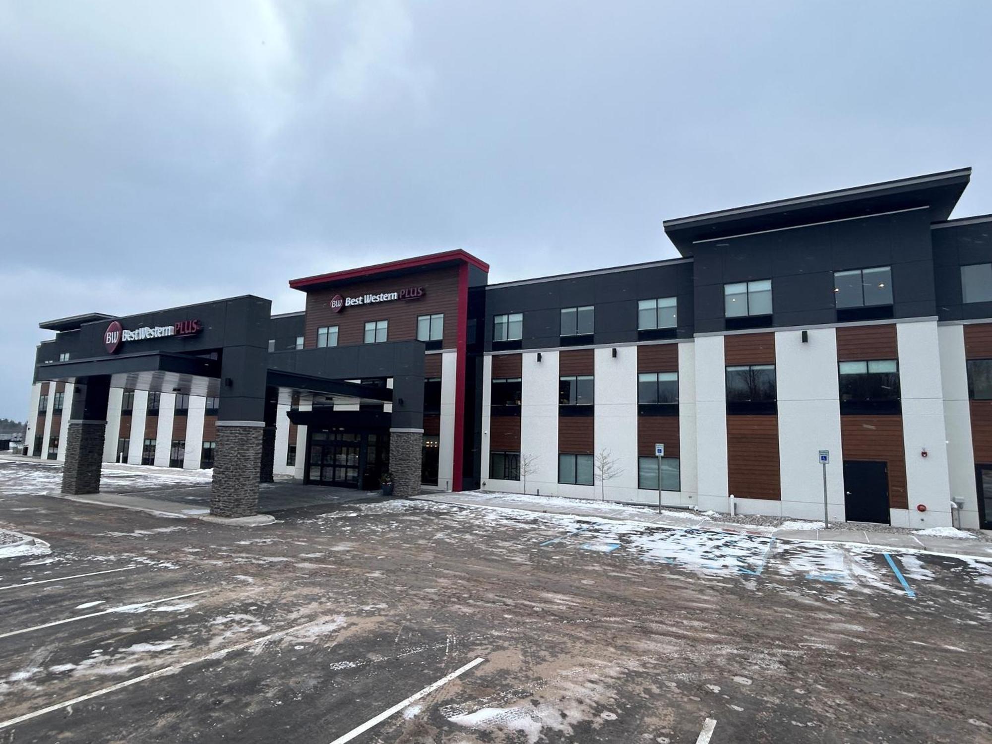 Best Western Plus Marquette Hotel & Suites Εξωτερικό φωτογραφία